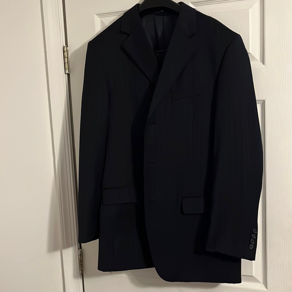 Bill Blass Pinstripe Suit like new Navy Blue